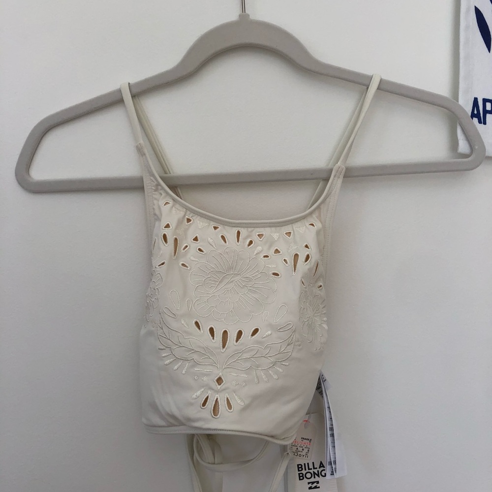 BRAND NEW BILLABONG BIKINI